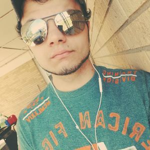 Meet your Posher, Chris